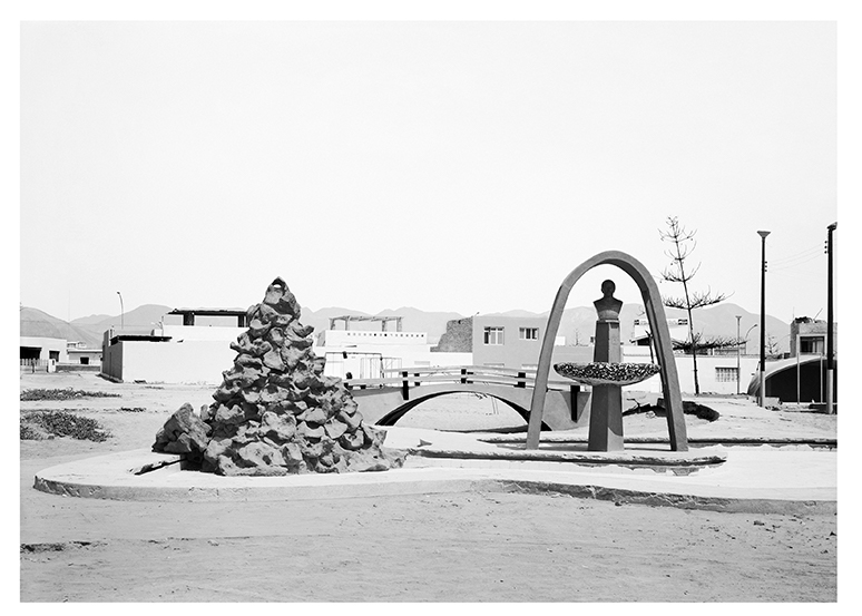 Monumentos, Juan Enrique Bedoya